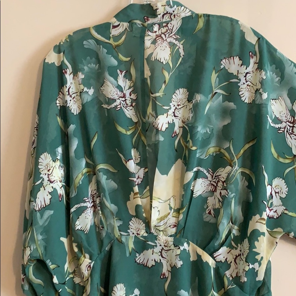New Floral kimono - Picture 5 of 5